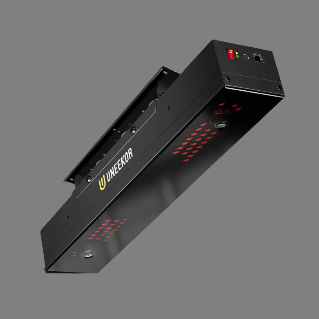 Uneekor Eye XR Launch Monitor